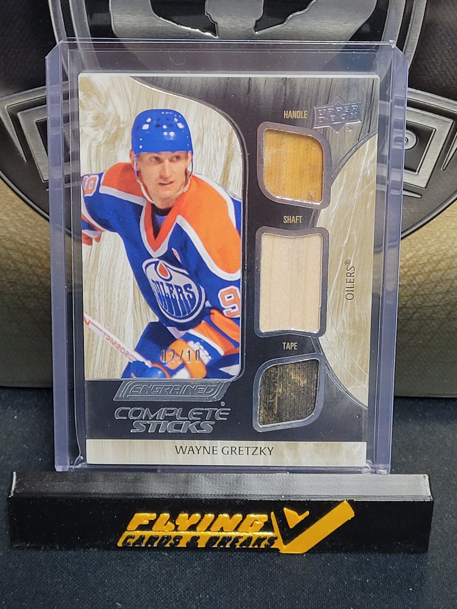 FlyingVCards's tweet image. 🚨 Feb 1st -7th Top #GroupBreak Hits Unleashed! 🚨 

Relive some the best pulls from another awesome week of breaks! Which one is your fave? 

Comment below! 🔥

#SportsCards #CardBreaks #HockeyCards #TopPulls #TradingCards #BreakHighlights #HockeyCollectors #FlyingVCards