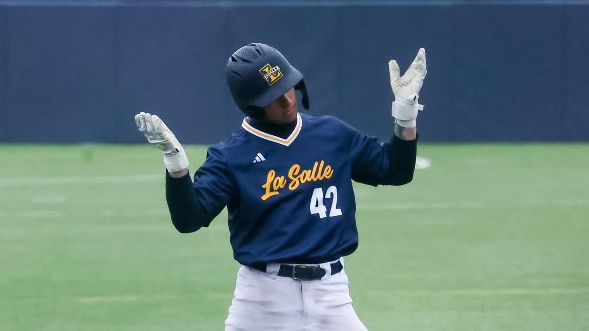 TheGolaStandard's tweet photo. Baby blue! Pinstripes! La Salle’s new baseball jerseys have been absolutely incredible. https://t.co/M03zRHqIr6