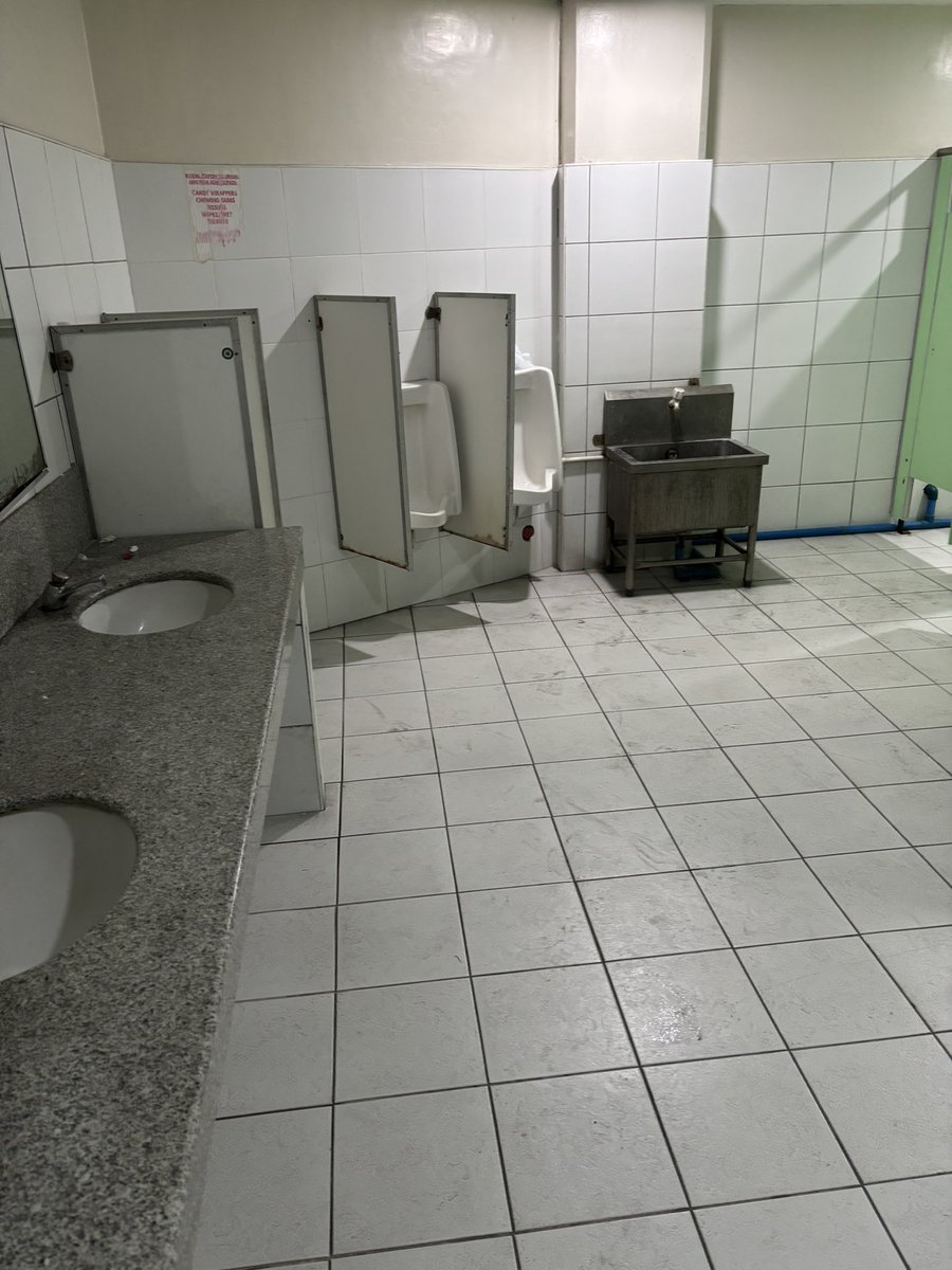 SidesCRtripper tweet media