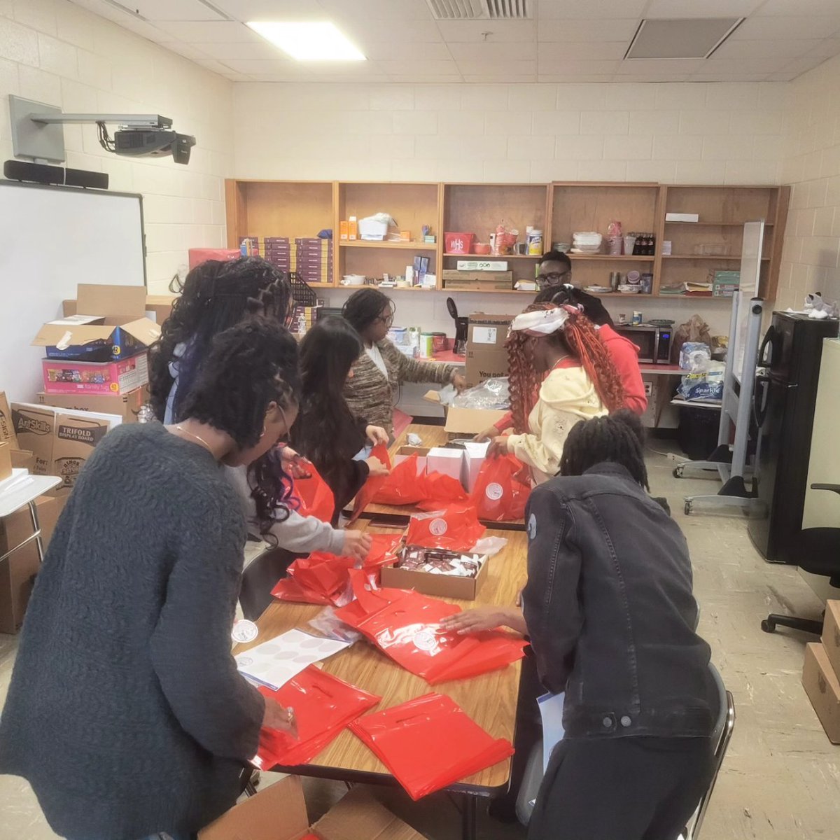 WHS BetaClub_Wolfpack tweet media