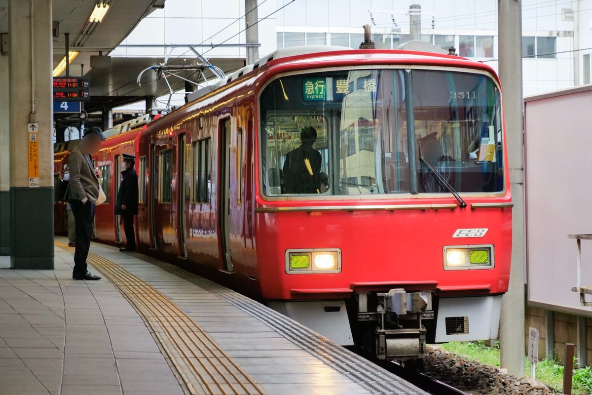miyaura_3500's tweet photo. 3500系未更新車がついに消滅
『急行 豊橋』の方向幕が一番似合う車両でした https://t.co/GwfUMh2A7k