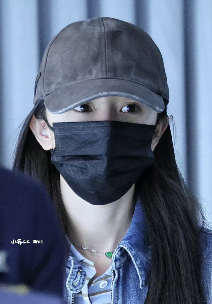 วันนี้แสงประเทศไทยสวยเป็นพิเศษเพราะมีหยางมี่ค่ะ 
#หยางมี่ #Yangmi #杨幂 
#ประเทศไทยมีหยางมี่แล้ว