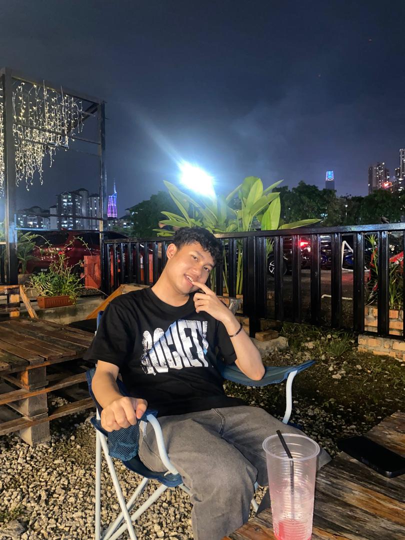 BeNiceBot23's tweet photo. 🫦 https://t.co/6OMZ5uBak7