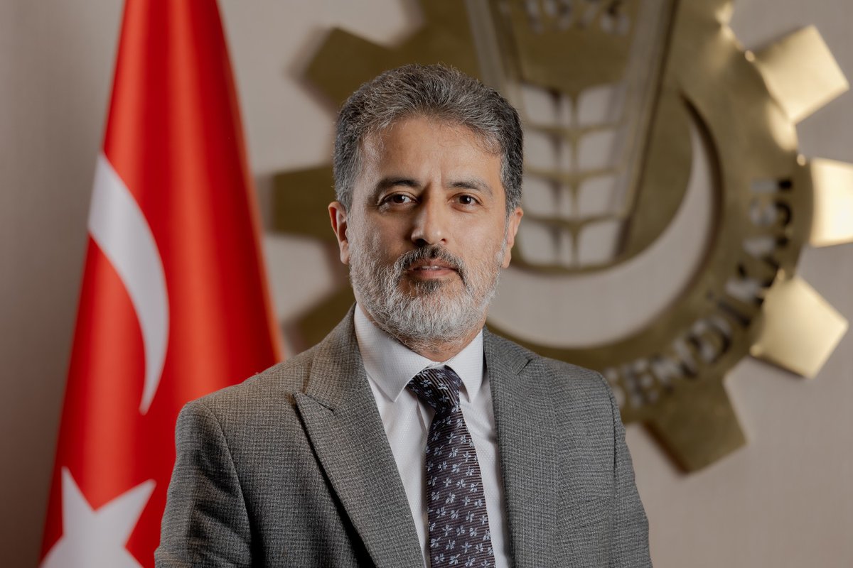 Gülpolat, 28 Şubat: Demokrasi Tarihimizin Hafızasındaki Kara Sayfadır
Öz Gıda İş Sendikası Genel Başkanı Ramazan Gülpolat, 28 Şubat 1997 tarihinde gerçekleşen ve kamuoyunda “postmodern darbe” olarak anılan sürecin yıldönümü dolayısıyla bir değerlendirmede bulundu.

Gülpolat, 28