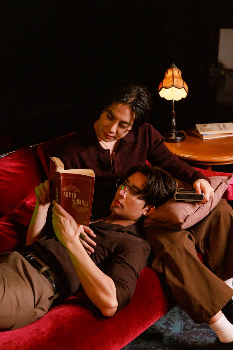 OLF_DreamOn's tweet photo. MV ปิดฉาก (Dejavu) มาแล้ววว รับฟังรับชมกันได้แล้วนะค้าบบ 🤍

📍 MV OUT NOW on YouTube : GMMTV RECORDS
🎥 https://t.co/EOjPRIEWx1 

and available on all streaming platforms.

#ปิดฉากMV
#OnlyFriendsDreamOnEP1
#GMMTV 
@Earth_Pirapat @wixxiws https://t.co/z0buybYzxF