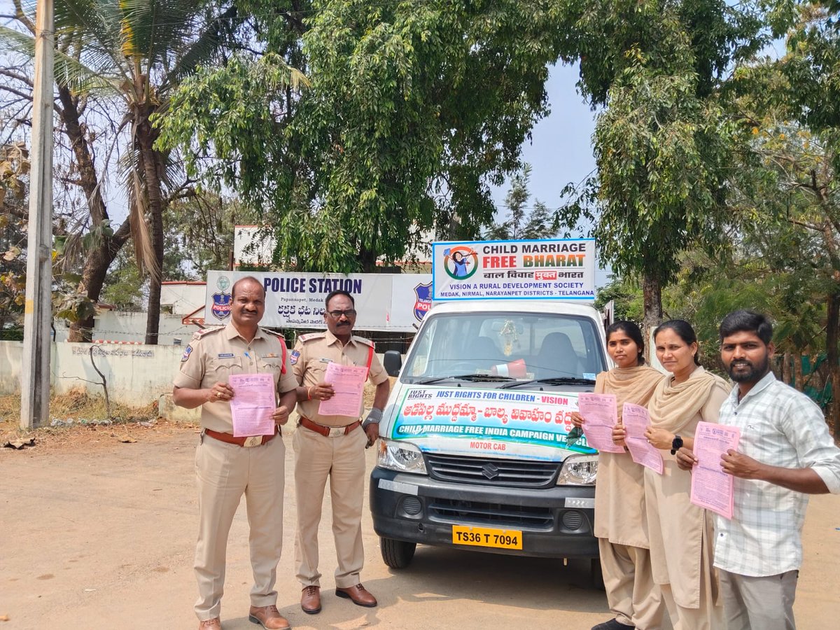 visionngon's tweet photo. BalvivahMuktBharath Campaign on Wheels in Medak District Telangana 
#BalVivahMuktBharat
#childmarrigefreeindia
#StopChildMarriage 
#JustRightsforChildren 
#DistrictCollectorNirmal 
#AdditionalCollectorNirmal
#WcdTelangana
#MWCD
#Tgscpcr
#Ncpcr
#Mwcd
#NarendraModi https://t.co/j1JQGp8uET