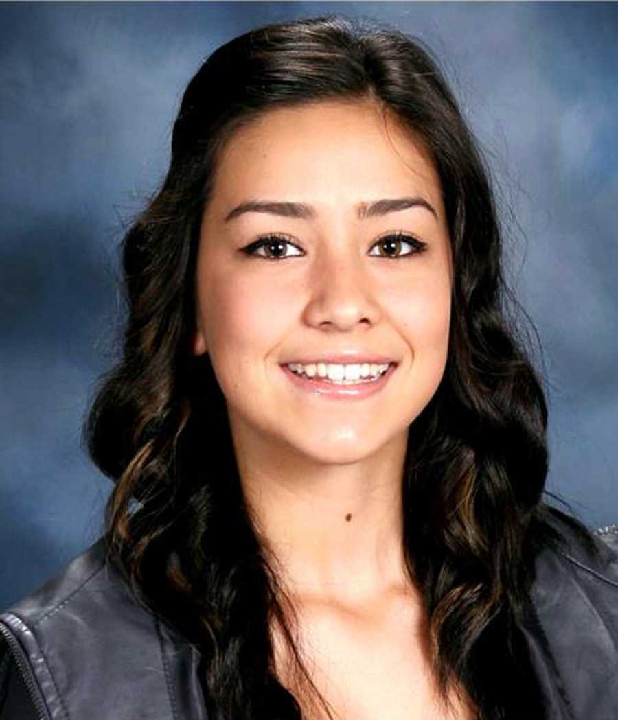 Amy Larson tweet media