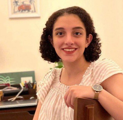 این دانشجو ببخشید داعشجو !
خوشی زده زیر دلش بدبخت 

پ ن: اگر غیرت همون مردی که جانباز بودن دستشو تو دانشگاه تون مسخره کردی ، نبود
الان خاطر خواهان داعشیت  ۵ دولار (دلار) روت قیمت میذاشتن 
#فکت