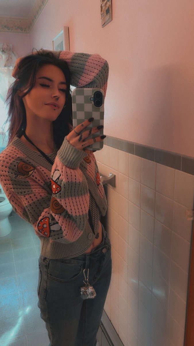 ♡ little fae bean ♡ tweet media