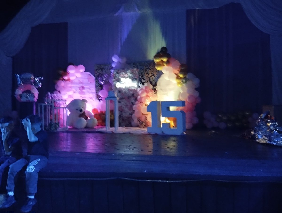 El Hotel Canimao y su hermoso Cabaret Arcoiris se viste de gala en la celebración de este bella fiesta de 15 años somos su mejor oferta no lo dude.
#MatancerosEnVictoria
#HotelesIslazul
#matanzascuba
#hotelcanimao