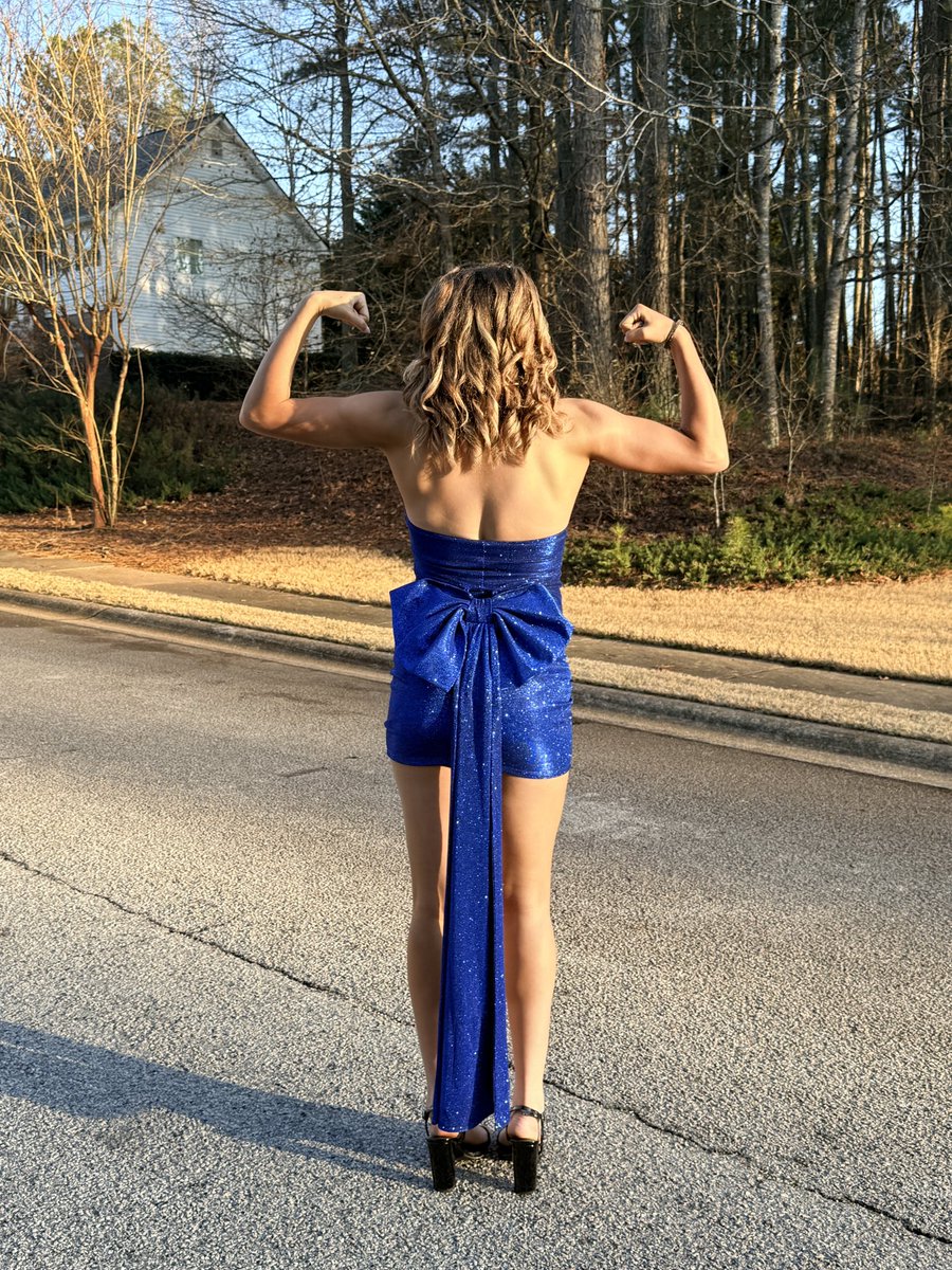 LaciJordan2029's tweet image. Headed to the Sadie’s Hawkins dance tonight then ready to finally hit the field with my girls 🐍 early in the morning in Dalton!!! 🥰💪🏼🤍 #athlete #schooldance #softball