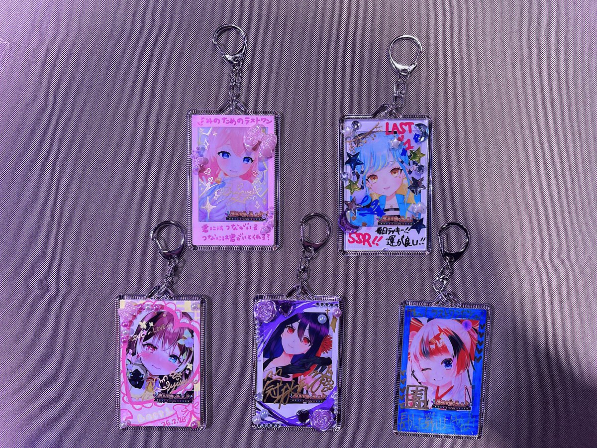 なんか！すごく！とってもたくさんチェキ落書きしました