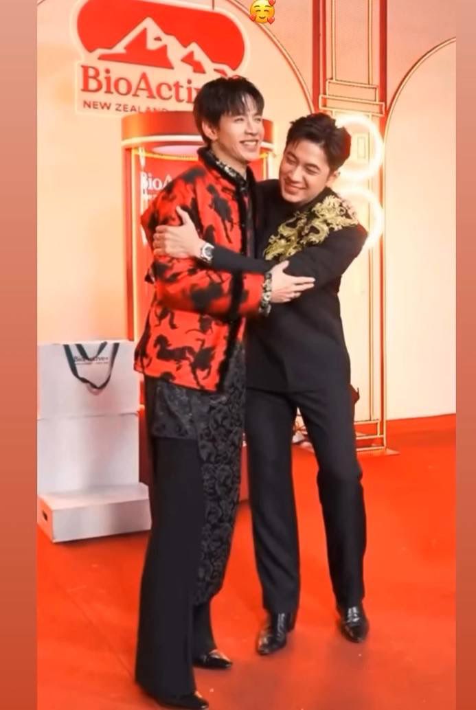 <a href="/InzizT/">🇹🇭 InzizT (( รักแท้มีอยู่จริง 🐶🐱 ))</a> <a href="/WRattanopa12052/">Walilak Rattanopas</a> <a href="/Thipsupree22/">🐶โบ้แจม🎸love.jam8🐱</a> <a href="/Nuchy01420521/">Nuchy</a> สักวันก็คงกลับมาพบเจอกันอีกในบทละครเรื่องใหม่ ไม่ว่าจะเมื่อไหร่ฉันก็ยังรักและรอพวกเธอเหมือนเดิม แม้ระหว่างทางเดินที่ต้องรอคอยมันจะอ้างว้างเดียวดายสักเพียงใด แต่ใจฉันยังคงมั่นไม่ผันแปร ขอแค่ยังมีกันและกันแบบนี้
#แจมฟิล์ม
#JamFilm