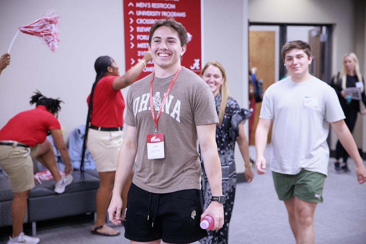 UofAlabama's tweet photo. #UA30 → if you've been admitted, submitted your Freshman Enrollment Deposit and have applied for housing, it is time to take the next step! Register for #BamaBound! 😎 Check out important tips and how to register: https://t.co/DZntDDDqrl https://t.co/m46x85OBzq