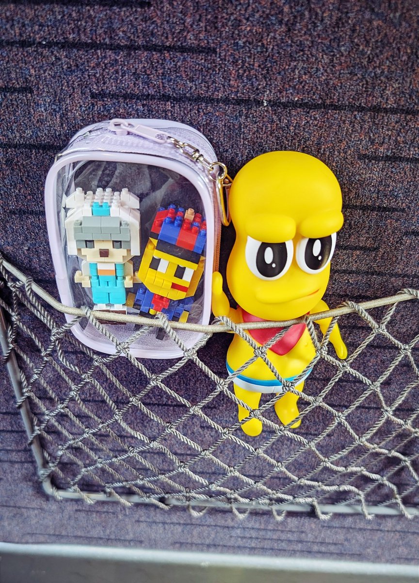 向かうナッツ！🥜
#ぽこピーの回覧板 
#ぽこピー #ナノブロック