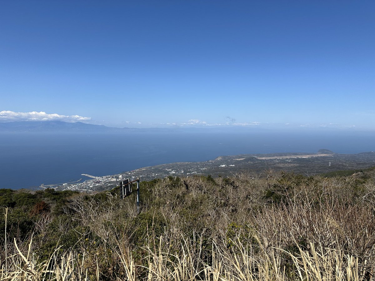 st675's tweet photo. 三原山良かったわ。 https://t.co/vgMITfrElD