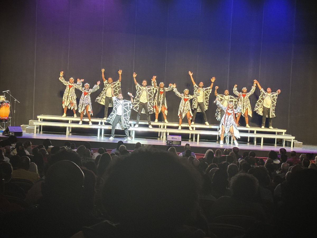 KDtheMD's tweet photo. NDLOVU Choir performing at The Arronoff Theatre. Great show!!! https://t.co/Nx6zqQ3Rk6