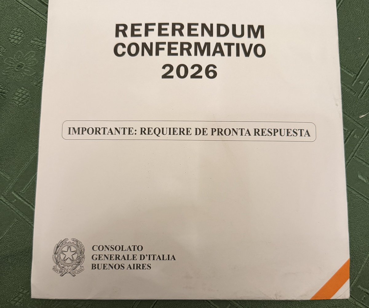 chicodlasmillas's tweet photo. A donde se lleva el sobre del referendum costituzionale 2026?

Correo argentino está ok? https://t.co/C7s8YpoMkC