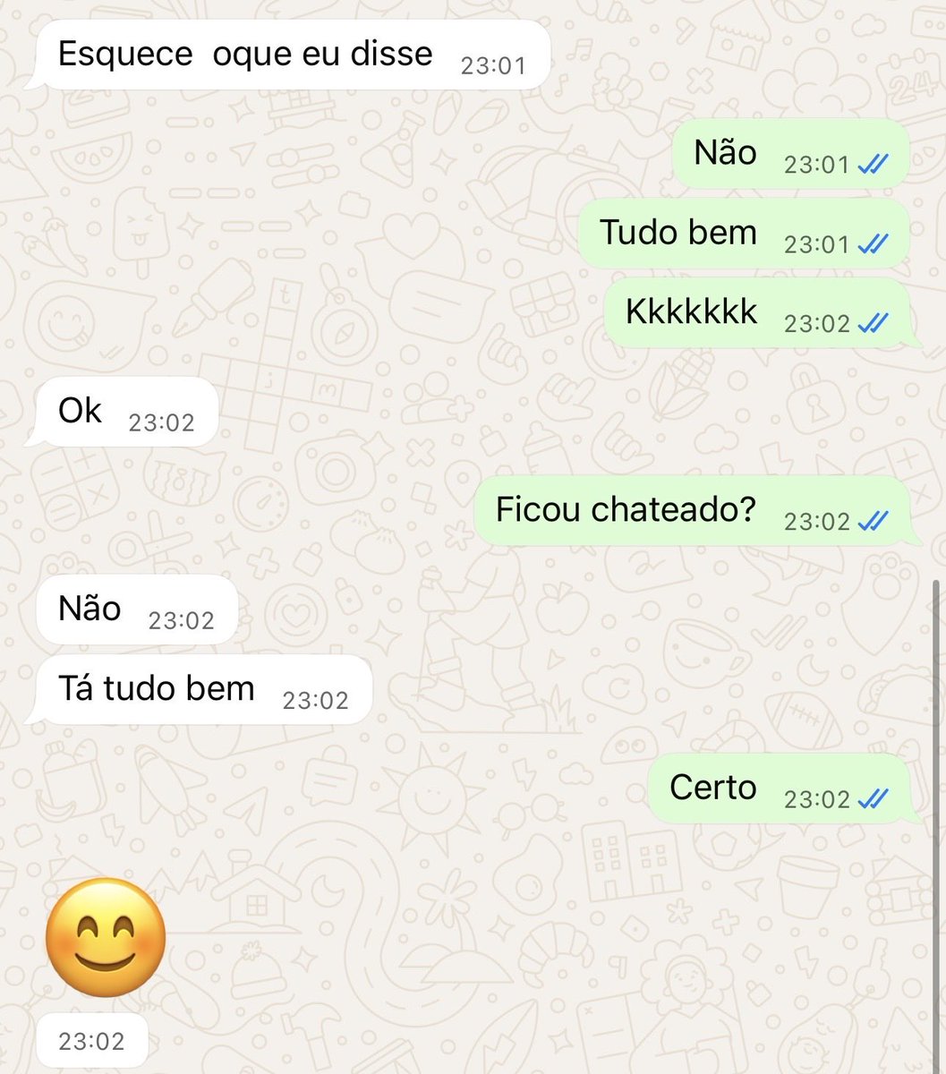 uimylena's tweet photo. Adivinhem o gênero https://t.co/y4bFmpD2GR