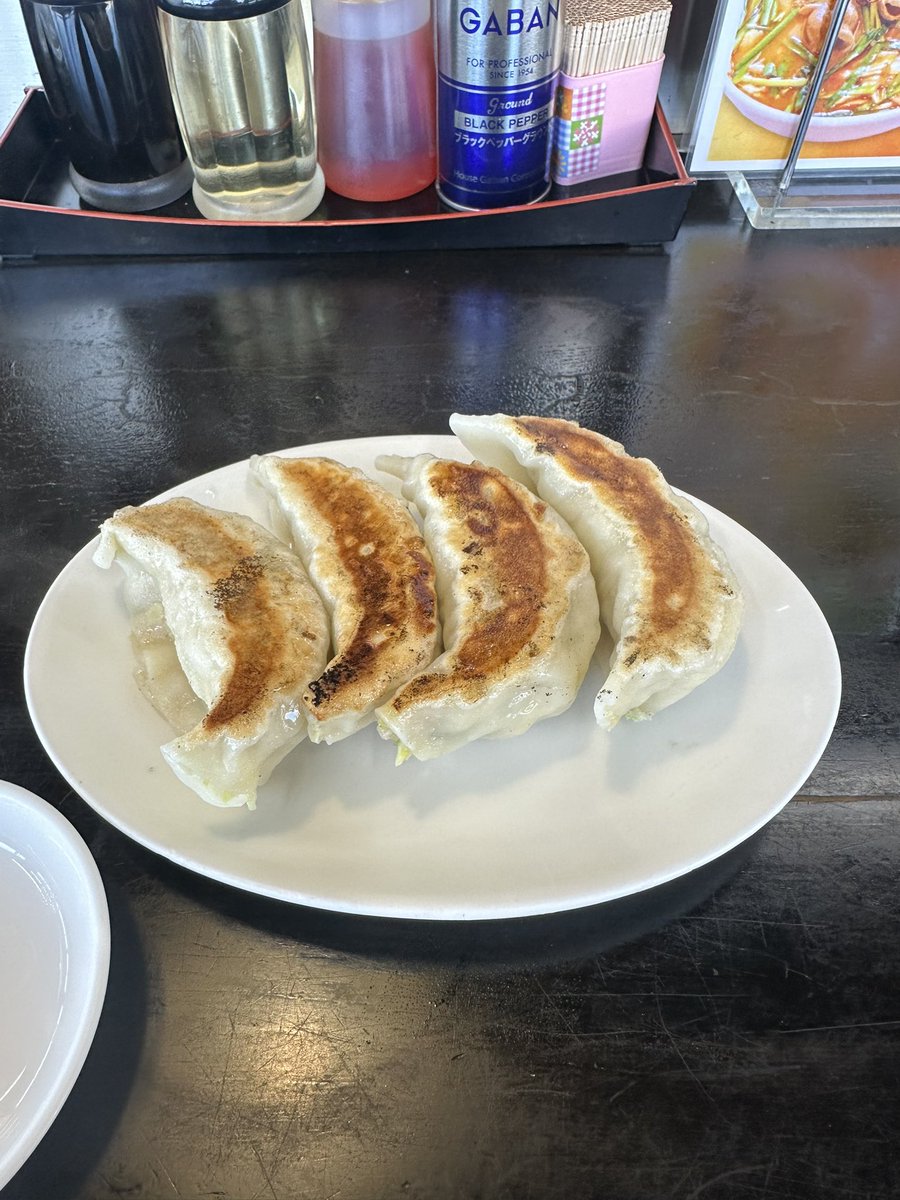 東京都瑞穂町。
南京亭 瑞穂店。

チャーハン。
ジャンボ餃子。

10年くらいぶり。
30代頃はたまに食べに行っていました。
味変わらず美味かった。
ごちそうさまでした。