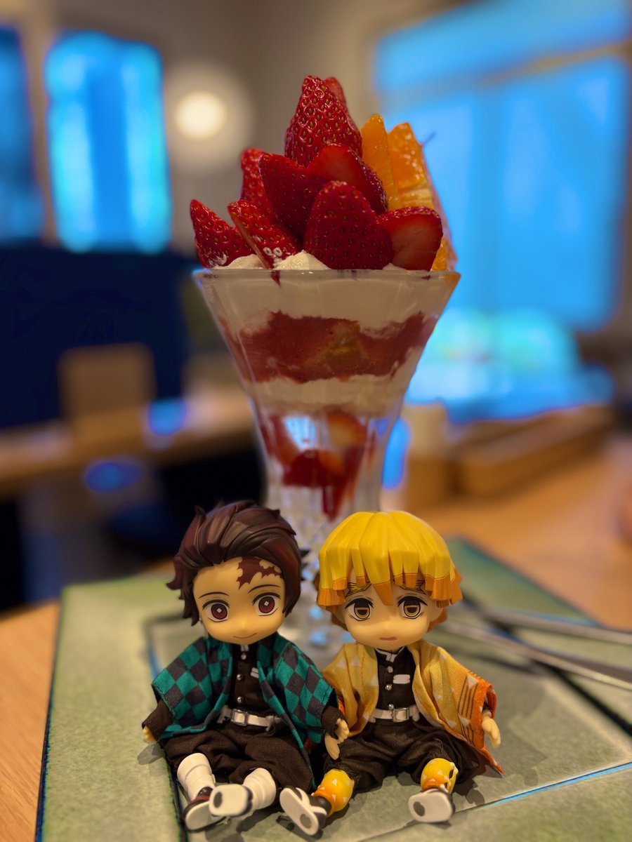 七月。 tweet media