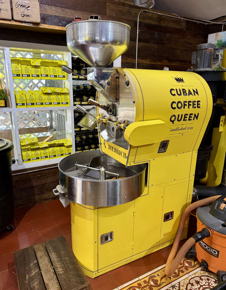 SashaEats's tweet image. Cuban Coffee Queen ☕️👑🌴

📍 Key West, Florida 

#SashaInTheKeys #travel #KeyWest