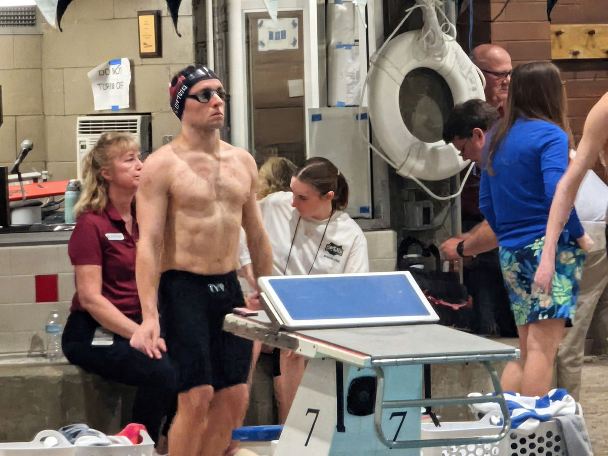 London High School Athletics tweet media