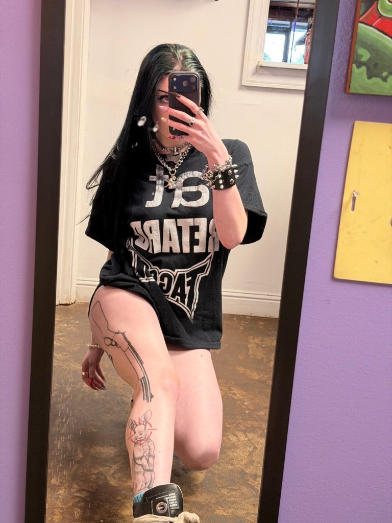 rayfeels💚❤️ tweet media