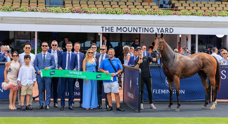 breednet's tweet photo. 220k MM purchase from Newgate , Gin Twist not for catching at Flemington - new SW for Home Affairs and a stakes quinella! https://t.co/gnipiMrMGA @CoolmoreAus @lindsayparkrace @mmsnippets @NewgateFarm https://t.co/TG4lMybCQA