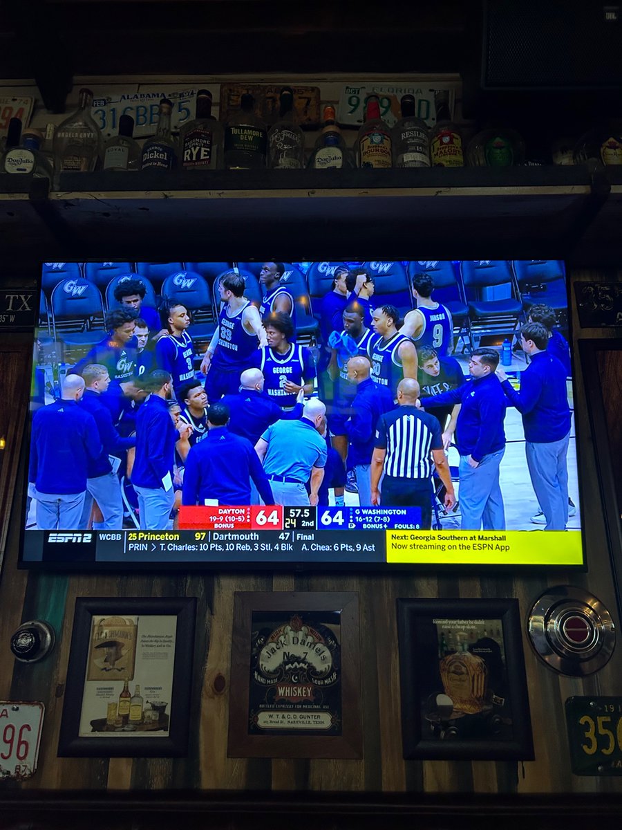 At the Illini bar but all I can think about is the Dayton Flyers who are probably about to skullfuck me and <a href="/Sportsman842/">Steve “The Judge” Eppers</a> in a minute here