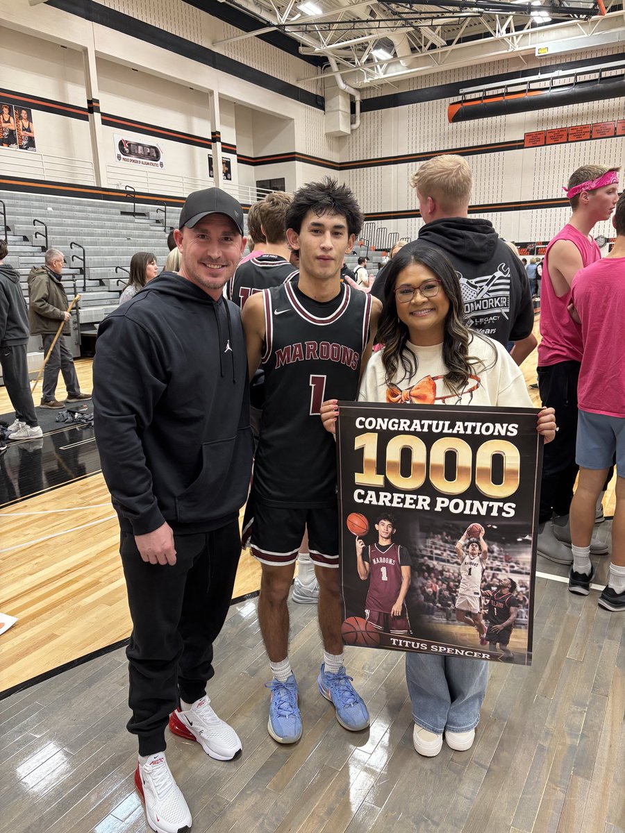 HC Sports Live tweet media