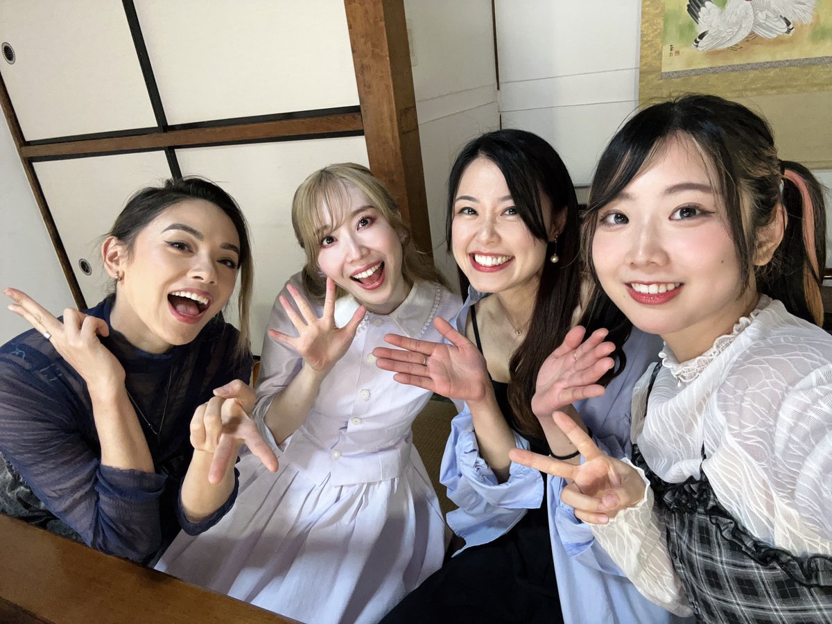 yurina_jpg's tweet photo. はじまりました！ワイフショー！
@wacchijapan @TensaiMichan @cybersteffie 
https://t.co/KGTd5FDg6c https://t.co/p0eRd341AD