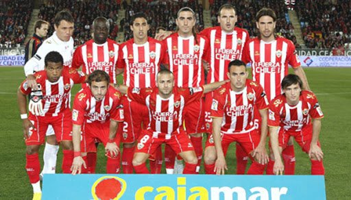 Hace 16 años ocurrió el terrible 27F,  debido a eso un modesto club de fútbol español se acordó de nosotros en el partido de La Liga contra el Barcelona.

"Fuerza Chile" fue su mensaje, se recuerda y agradece

Gracias <a href="/U_D_Almeria/">UD Almería</a>