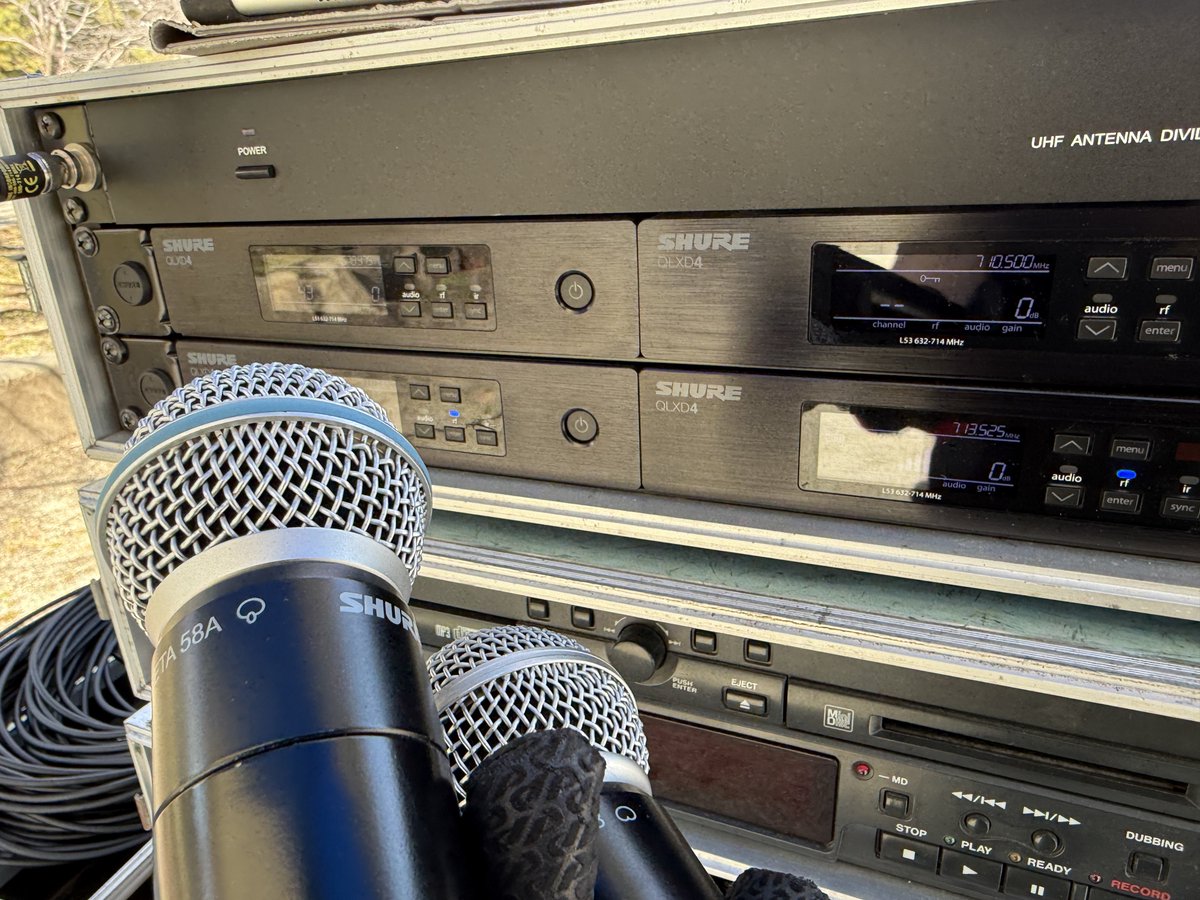 ホンジツノゲンバ 久々というか今年初PA現場です 2.4ではありません（）