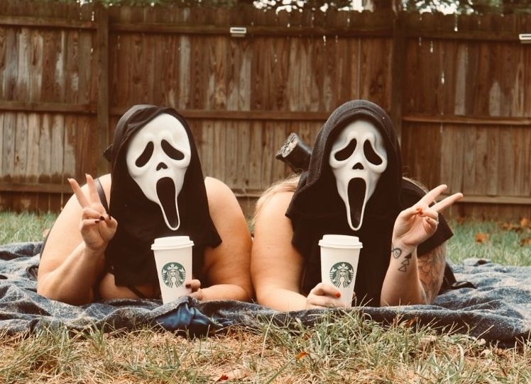 Midwestbreasts2 tweet media