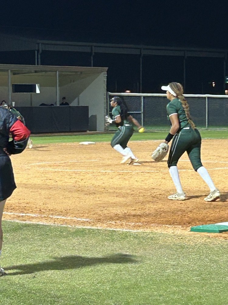 IowaColonyHS tweet media