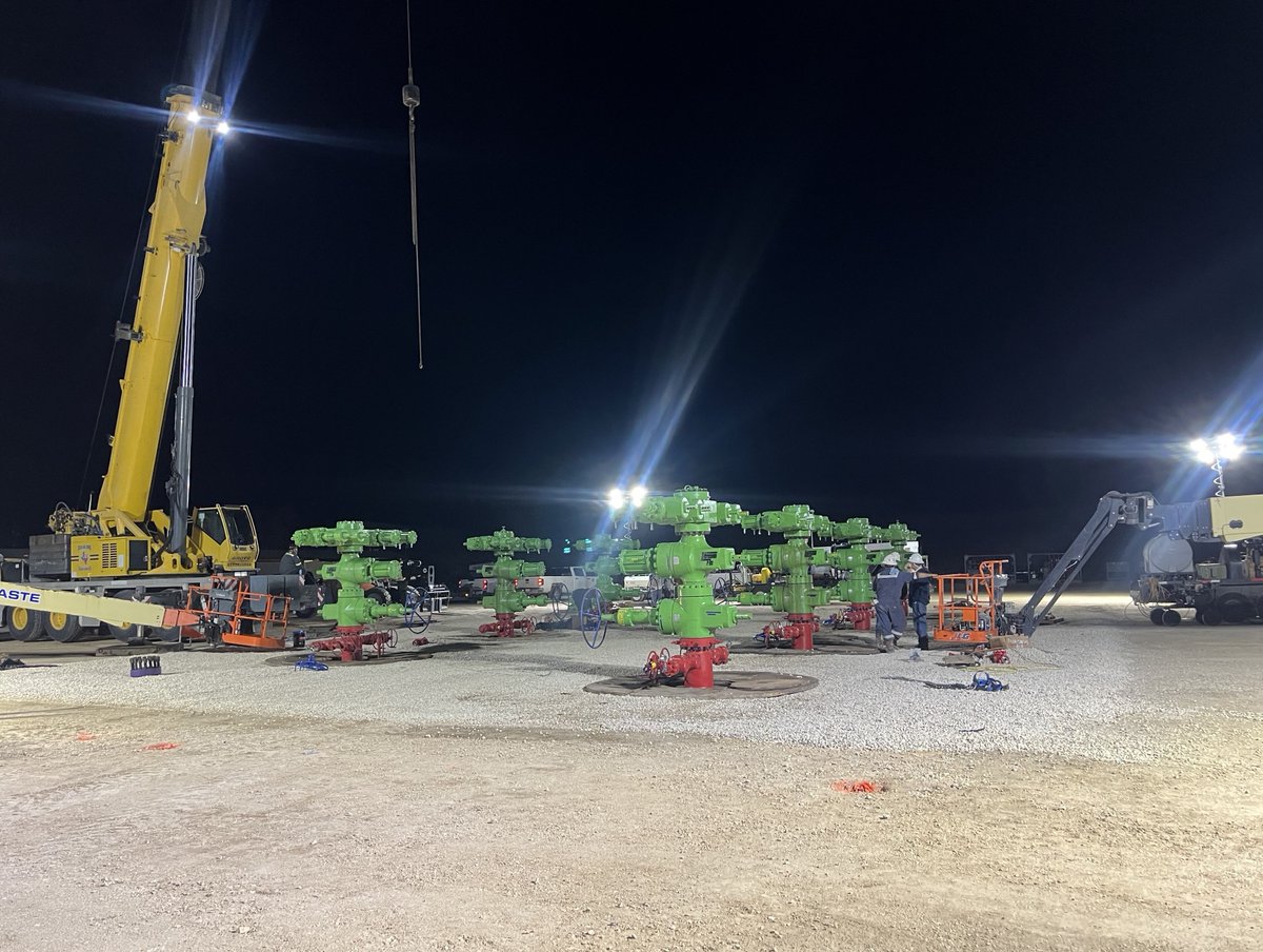 StreamFlo's tweet photo. 🔦 Friday night #frac lights. Where stars are born 🤘

Our SFI #Frac USA team has been hard at work in south #Texas providing their all-in-one seamless services.
 
Learn more here: https://t.co/GxlSRKIhiz 

#oilandgas #oilgas #oilfield #oilfieldservices #energy #energyindustry https://t.co/4C0Vb6zTYq