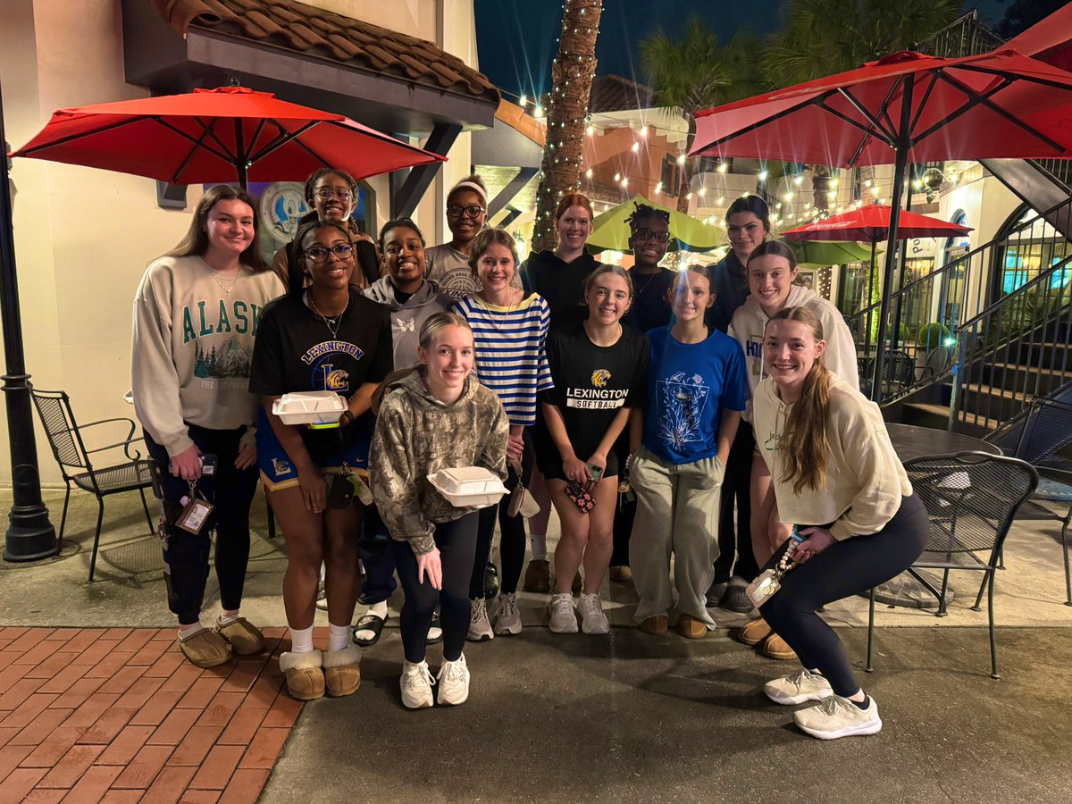 Lexington Womens Basketball tweet media