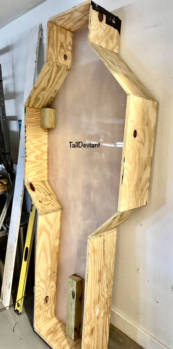 Rated R for Rubber tweet media