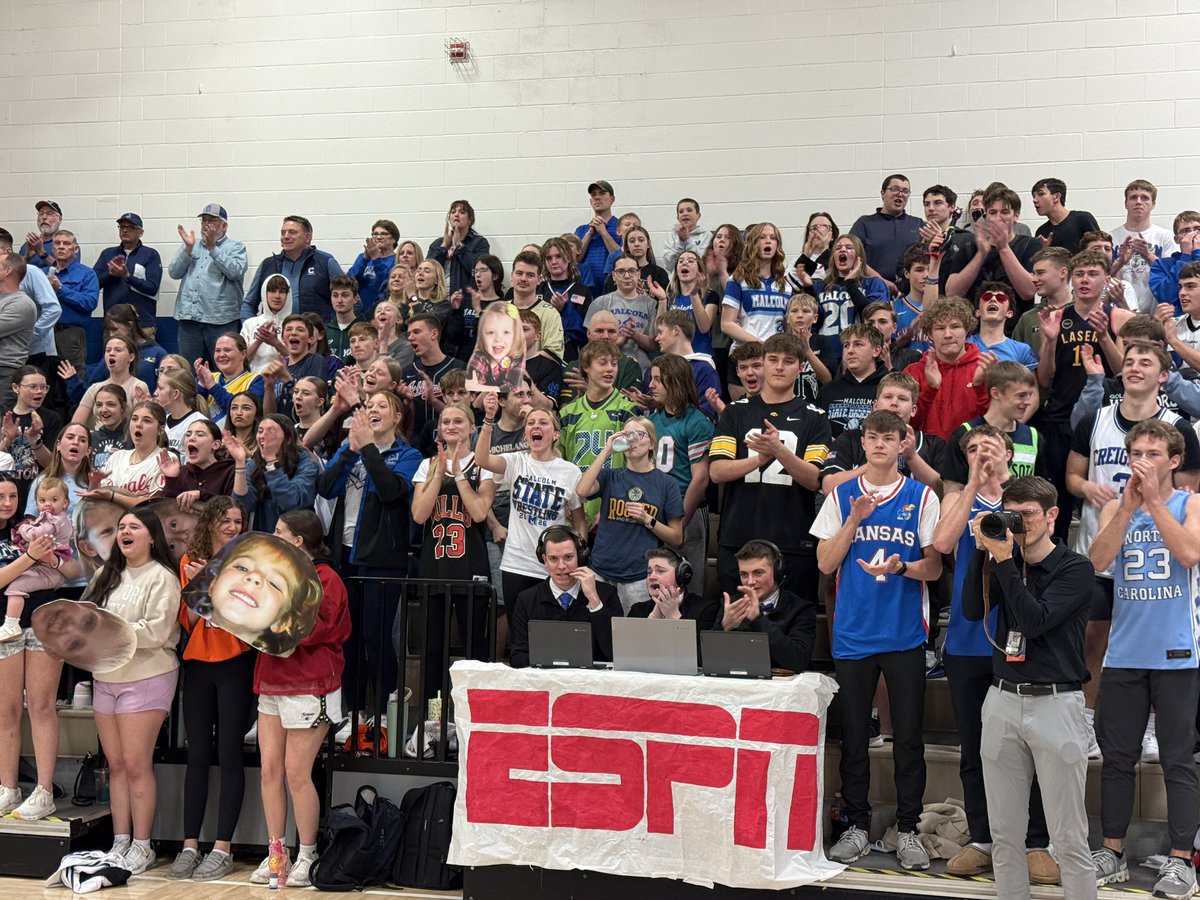 ChaseMatteson's tweet photo. Some great crowds tonight for Girls Basketball District Finals in Malcolm and at Raymond Central!🏆

Highlights tonight on @1011_News!🏀 https://t.co/Pzsw2KTdON