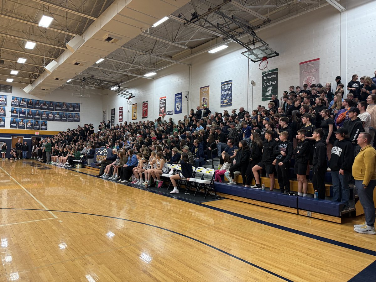 ChaseMatteson's tweet photo. Some great crowds tonight for Girls Basketball District Finals in Malcolm and at Raymond Central!🏆

Highlights tonight on @1011_News!🏀 https://t.co/Pzsw2KTdON