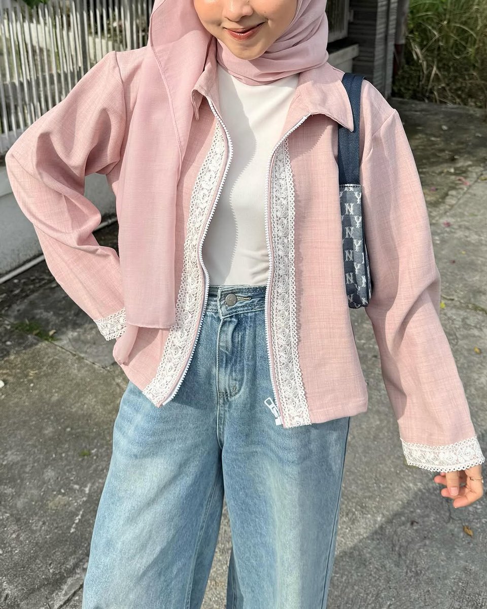 fleumour_'s tweet photo. adorable jacket finds for every mood

a thread https://t.co/SRWxyjMmyS