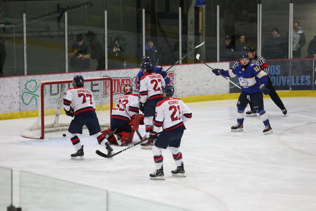 LegerNormand's tweet photo. @aiglesbleus 3 @AcadiaAthletics 1 partie initiale demi-finale 3 de 5 SUA hockey masculin, buts de Thomas Pelletier, Justin Gendron et Jules Boilard. Mika Cyr a 2 passes. Le gardien Olivier Adam 1re étoile. https://t.co/ky5zJdH8tp