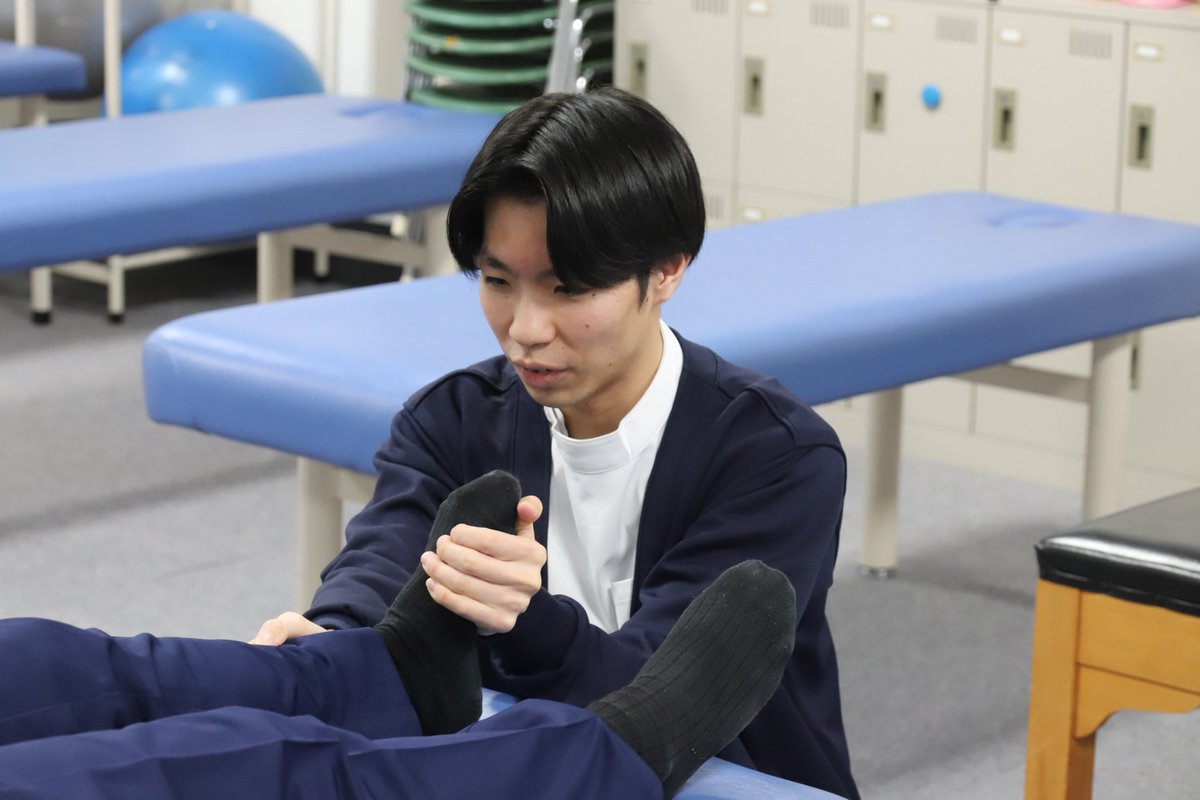 IWAD_senmon's tweet photo. #理学療法学科　
1年時に学んだ知識が技術にも活かせるようになりました
まだまだ　#学ぶ　ことは多くこれからですが、日々学生達はがんばっています

#理学療法　#作業療法　#リハビリ
#運動学　#解剖学 https://t.co/T37TkXpMps