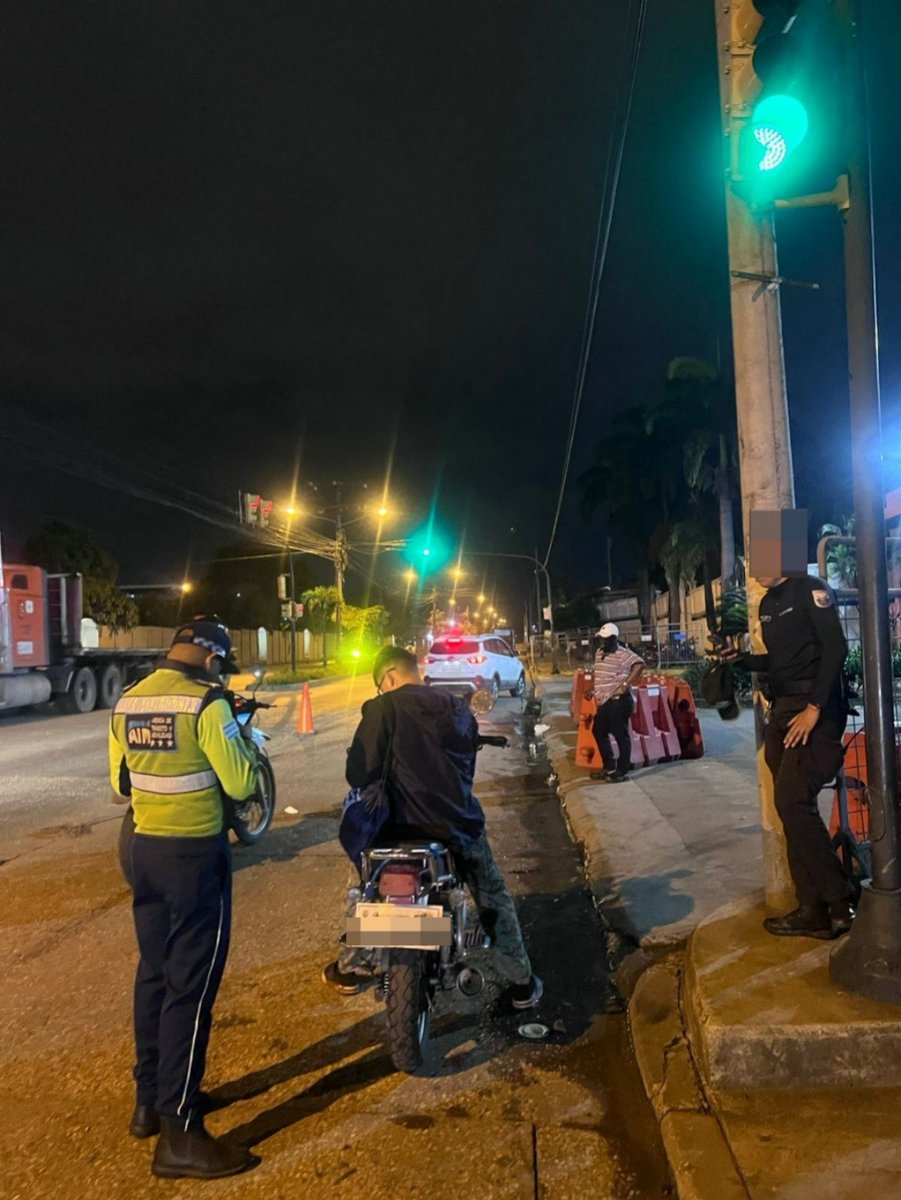 ATM TRÁNSITO tweet media