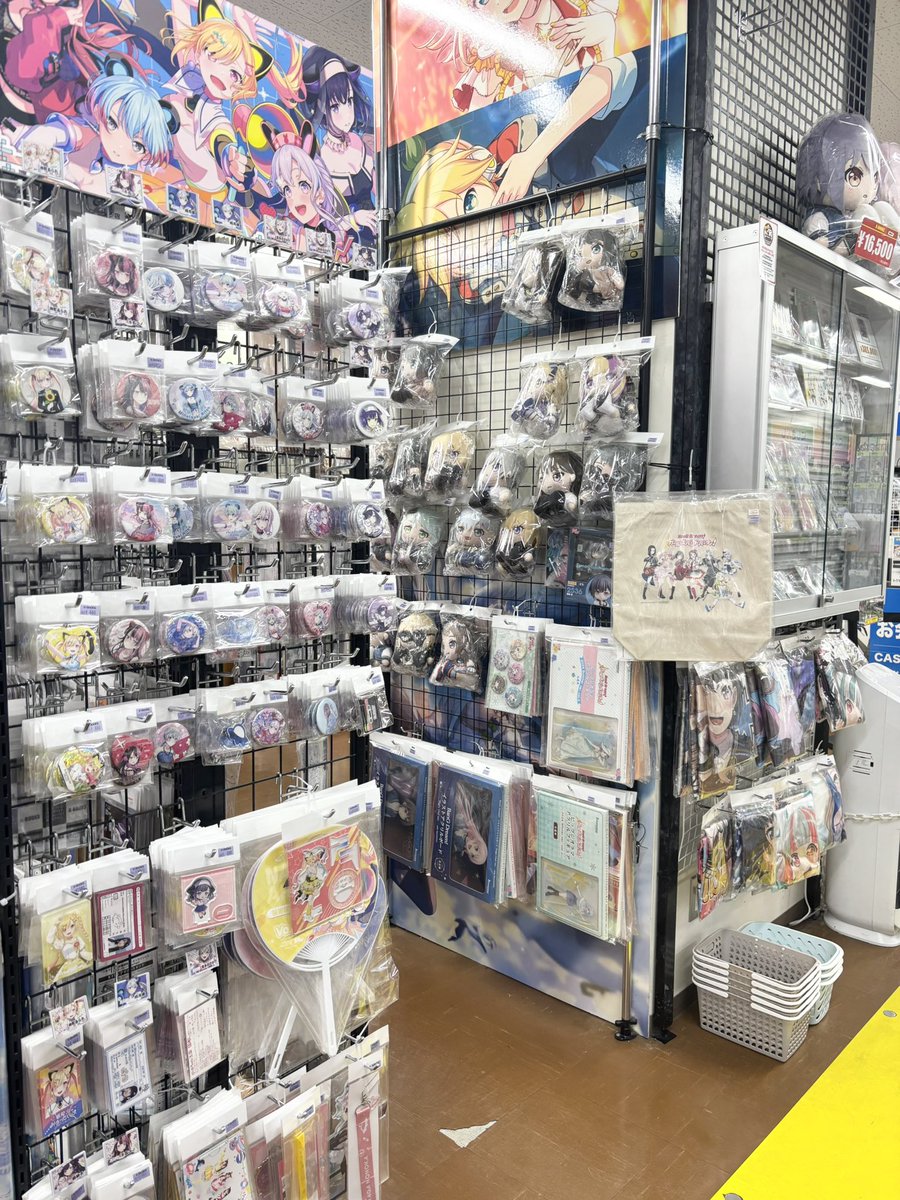 コーナー紹介】 バンドリ！ 全国最大規模の商品数、品揃えで 展開中