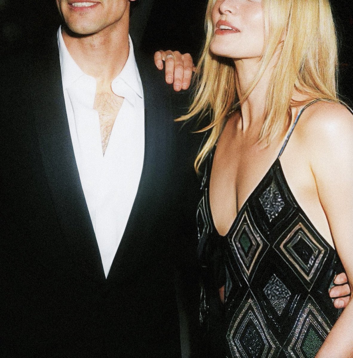 sapphicomic's tweet image. john &amp;amp; carolyn tweets because I'm obsessed; a thread (constantly updated)

#lovestory #lovestoryfx #jfkjr #cbk