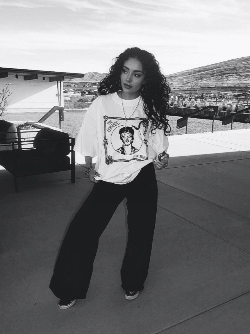 when the albums so good you gotta step out. 🖤