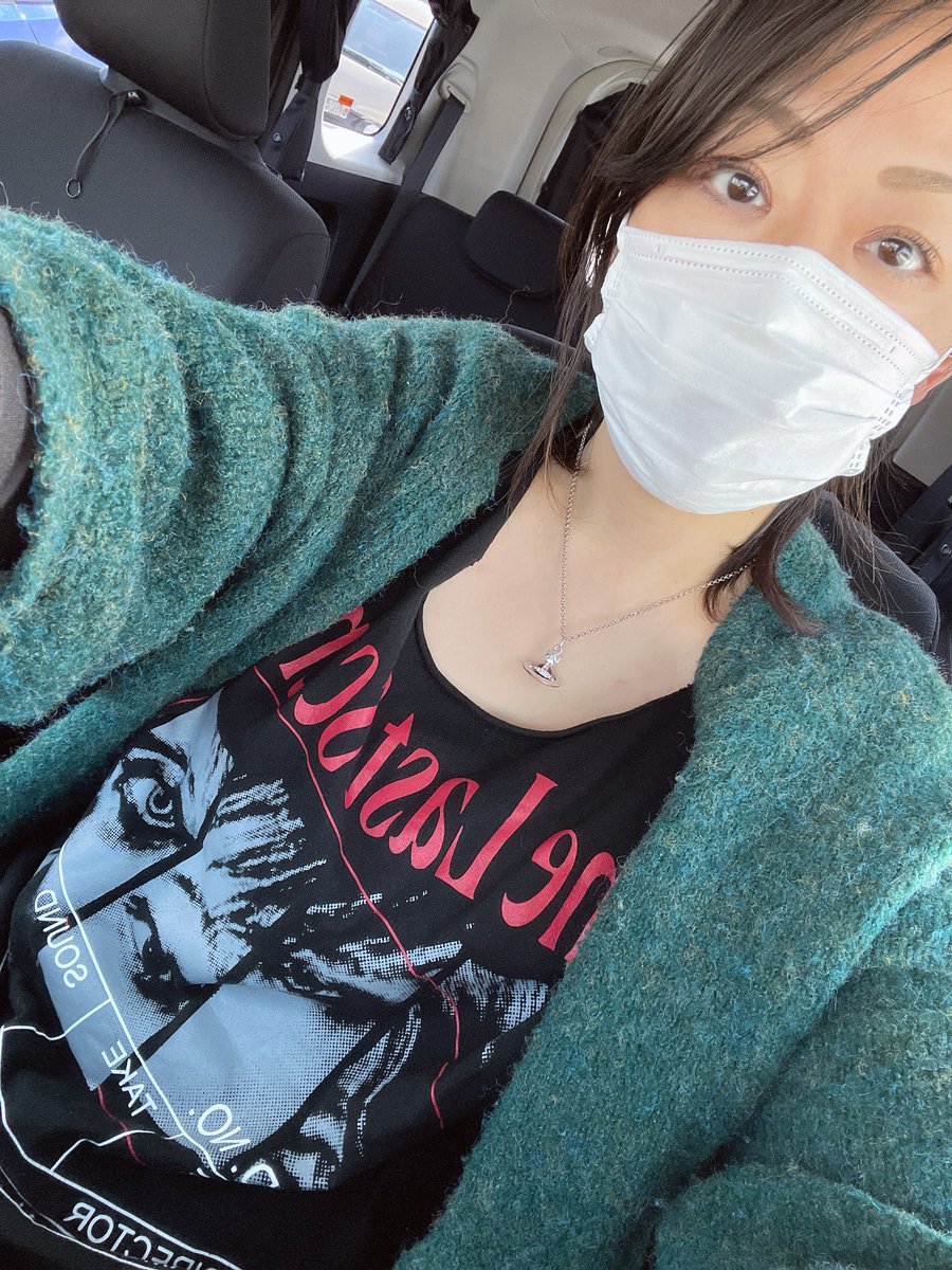 みんなに見られるのだがなんかおかしいか私← めちゃくちゃかっこいいT