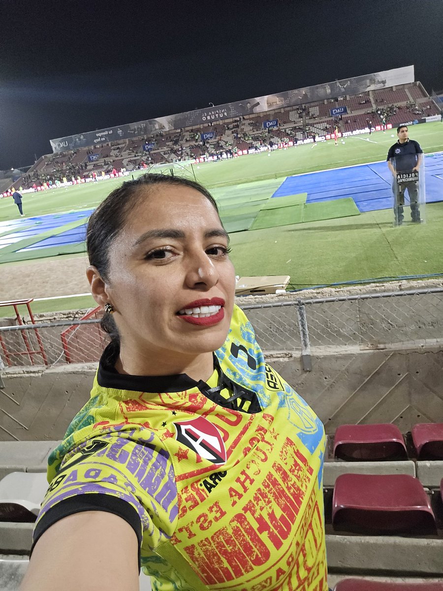 ⭐Rojinegra Chilanga⭐🔴⚫🦊 tweet media